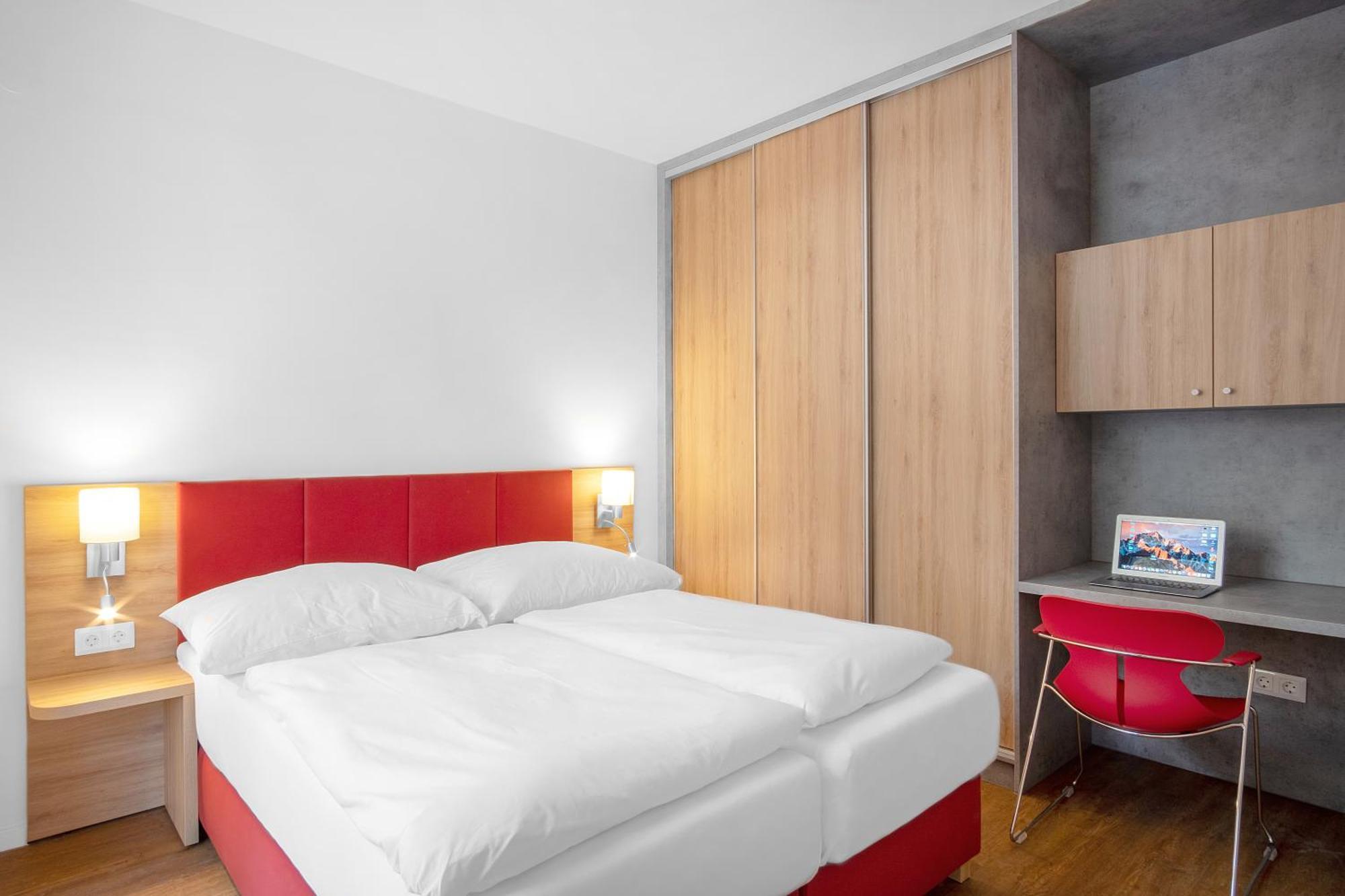 Szent Bernadett Csaladi Apartmanhaz Σίοφοκ Εξωτερικό φωτογραφία